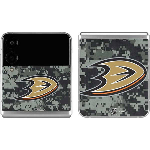 NHL Anaheim Ducks Camo Galaxy Z Flip4 5G Skin